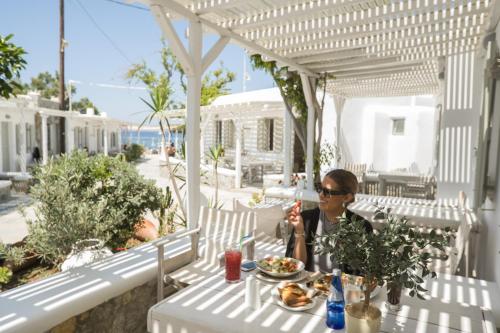 Gallery image of Agia Anna Beachfront Boutique in Paraga