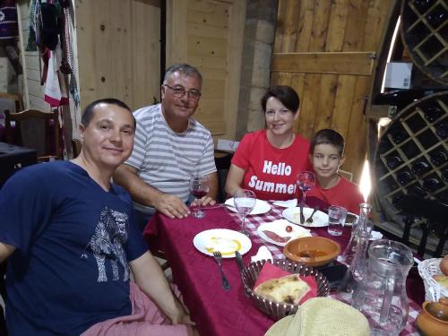 Hosté ubytování "Pivnica i smestaj Jovanovic"- Rogljevacke pivnice