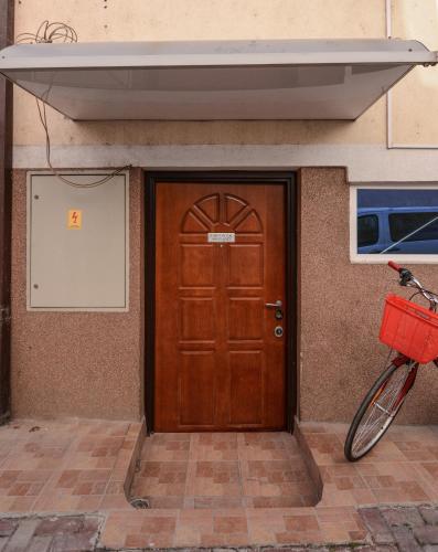 Darni Central Apartments - Bazaar Location With Free Parkingの敷地内または近くで楽しめるサイクリング