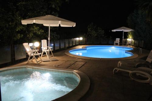 Πισίνα στο ή κοντά στο Villa Sciarelle