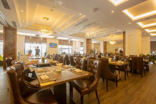 Restaurant o un lloc per menjar a Westlake Hotel & Resort Vinh Phuc