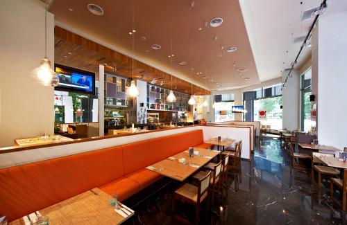 Εστιατόριο ή άλλο μέρος για φαγητό στο Ibis Singapore Novena