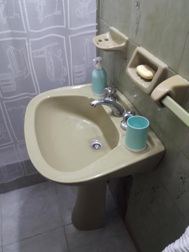Phòng tắm tại Danny ap - Amplio y cómodo - 18 min Aeropuerto - Zona de Restos - Parking