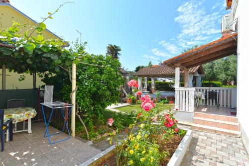 Apartment Brajdine 405