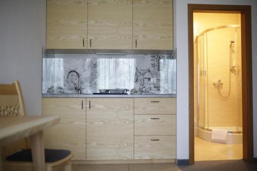 Una cocina o zona de cocina en Cubryna