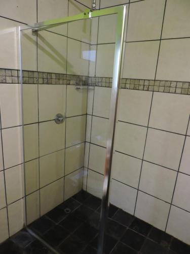 Ένα μπάνιο στο Kruger Inn Backpackers