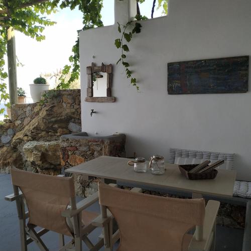 Χώρος καθιστικού στο Plori House