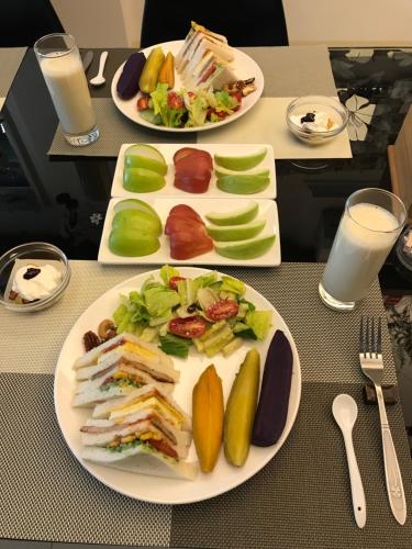 ホームステイの敷地内または近くでの食事または食べ物