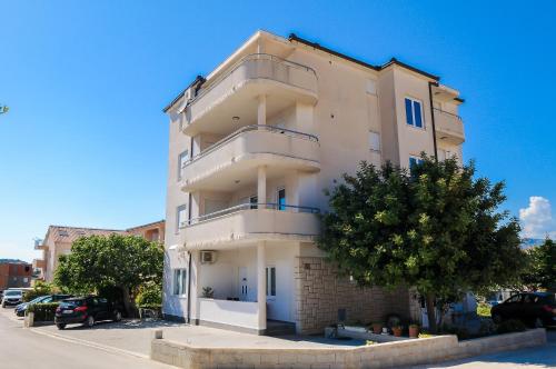 Apartment Neva