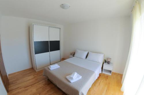 Apartment Neva