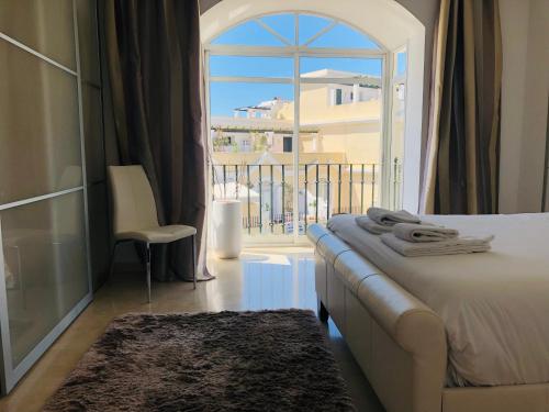 Luxury Duplex in Aloha Gardens close to Puerto Banus