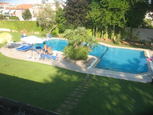 an overhead view of a swimming pool in a yard at B&B Villa Maria in Montesilvano