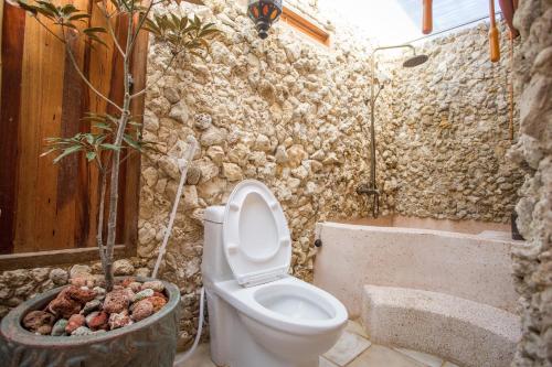 Un baño de Kenting Afei Surf Hostel Nanwan