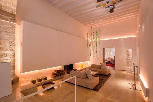 Un lugar para sentarse en Convent de la Missio - Grand Luxury Boutique hotel, Adults Only