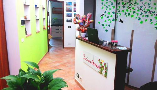 Η κουζίνα ή μικρή κουζίνα στο B&B Scirocco House