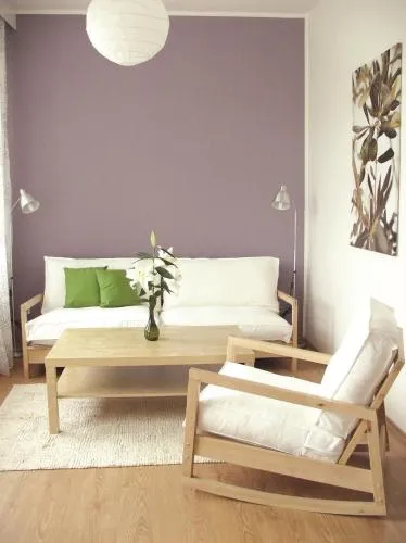 Hotel Saloon picture