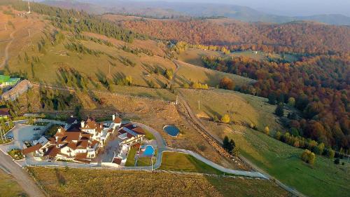 Castelnor — Bird's eye view