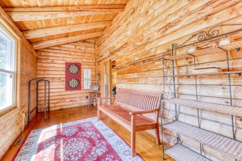 Twin View Log Home – Photos 4