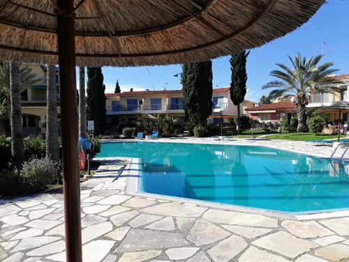 Foto da galeria de Family Paradise- luxury combined with home comfort em Pafos