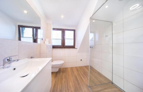 Bilik mandi di Lilu Apartamenty