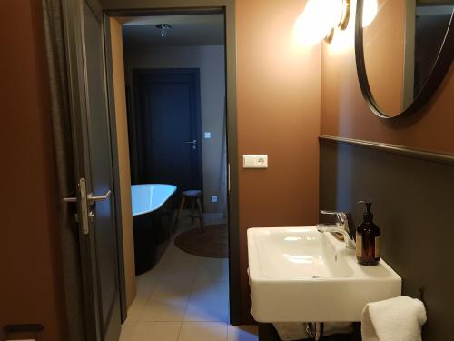 Ванная комната в INNI - Boutique apartments