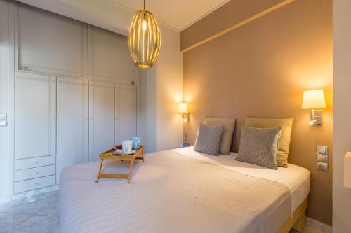 Nautilus charm city center apt with veranda