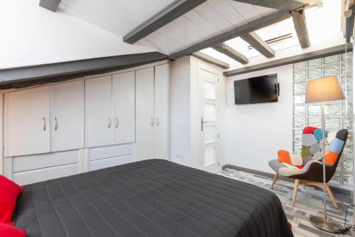 Luna Apartment