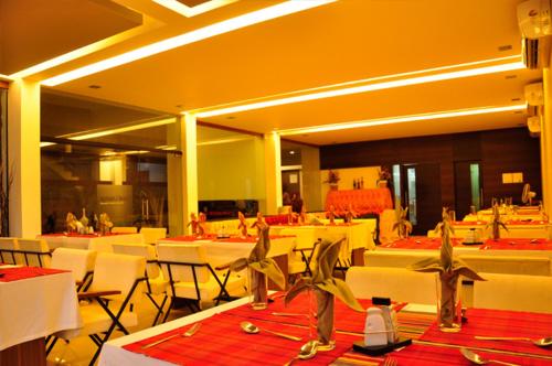 Restoran ili drugo mesto za obedovanje u objektu Sayoojyam Residency