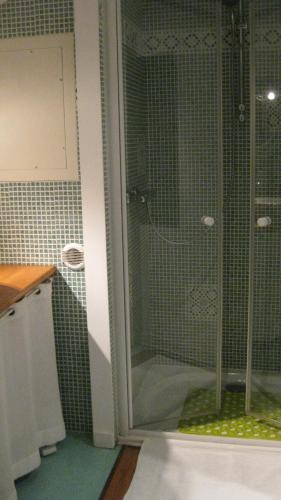 Ένα μπάνιο στο Les Croisettes