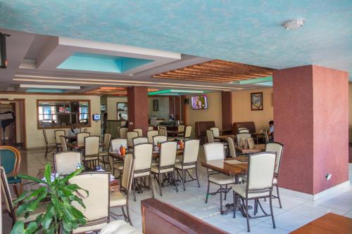 Posezení v ubytování Delfirm Hotel