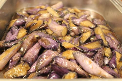 a close up of a pile of food in a pan at 埔里夏都華蔓山林日式會館 Puli Huaman Villa in Puli