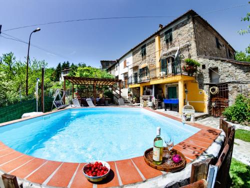 Gallery image of Lavish Cottage in San Marcello Pistoiese with Pool in San Marcello Pistoiese