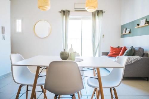 Photo de la galerie de l'établissement Appartement cosy pour des vacances entre mer et lac, à Roquebrune-sur Argens