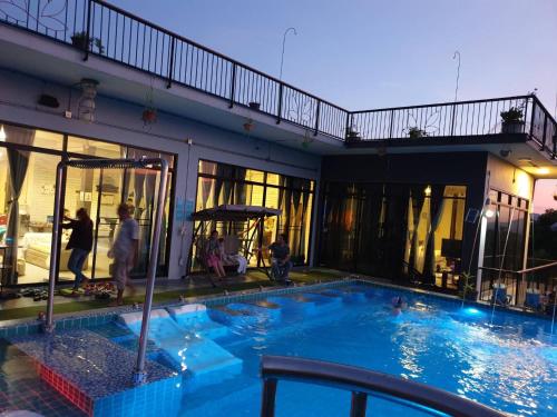 Bazén v ubytování Chef Nirvana Spa Pool Villa nebo v jeho okolí