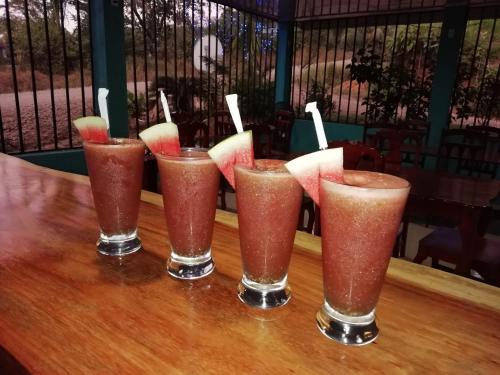 Minuman di Hotel Casa Gitana Corcovado Tour operador
