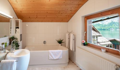 ハルシュタットにあるLakeview Apartmentのギャラリーの写真