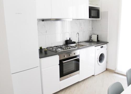 A kitchen or kitchenette at Domus Termini