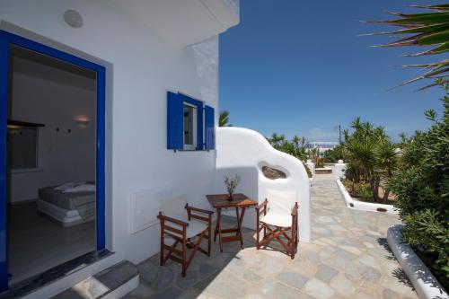 Gallery image of Stavroula Studios in Glastros