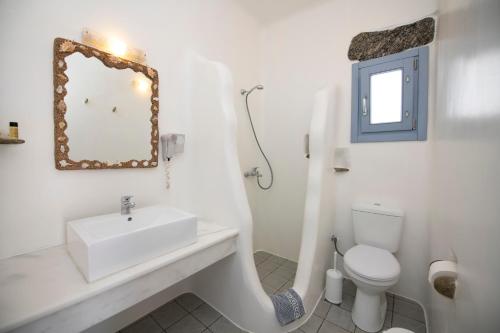 Gallery image of Stavroula Studios in Glastros