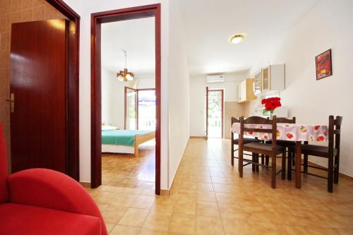 Gallery image of Apartments Beach in Vrsi