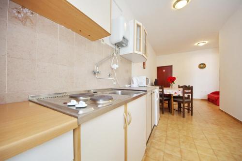 Gallery image of Apartments Beach in Vrsi