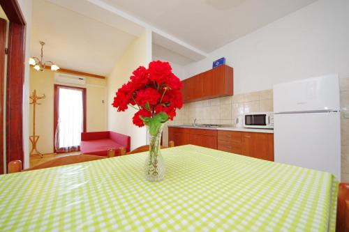 Gallery image of Apartments Beach in Vrsi