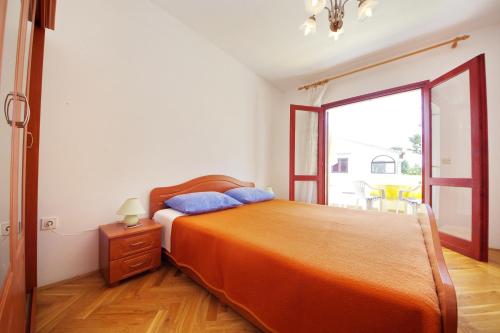 Gallery image of Apartments Beach in Vrsi