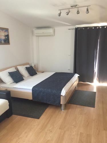 Gallery image of Apartmani MM in Tkon