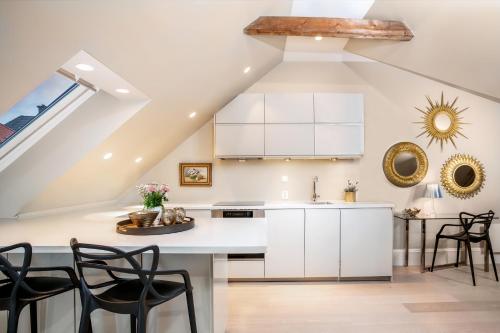 2 Døtre Apartments by Hotel Parkにあるキッチンまたは簡易キッチン