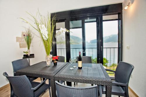 Beachfront Villa Nautica photo 2