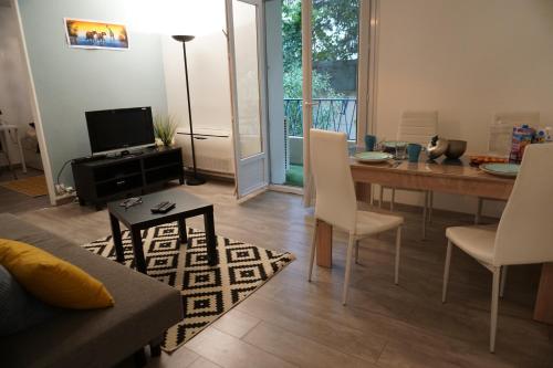 Bel Appartement Spacieux bien situe Parking Gratuit