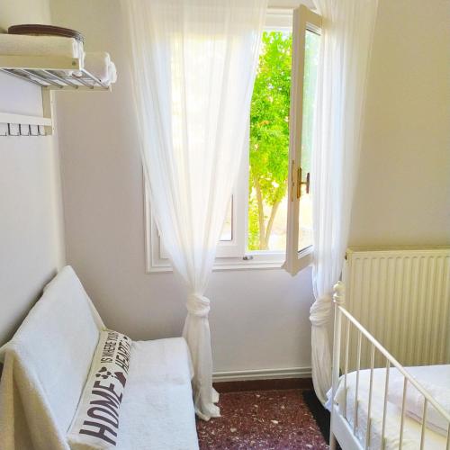 Sunday Apartment Chania 2A