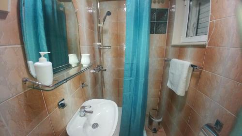 Ένα μπάνιο στο Apartmani Matija