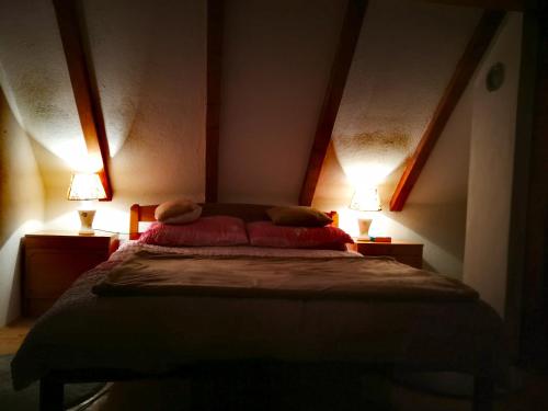 Postel nebo postele na pokoji v ubytování Green Idylle -Pyramid View